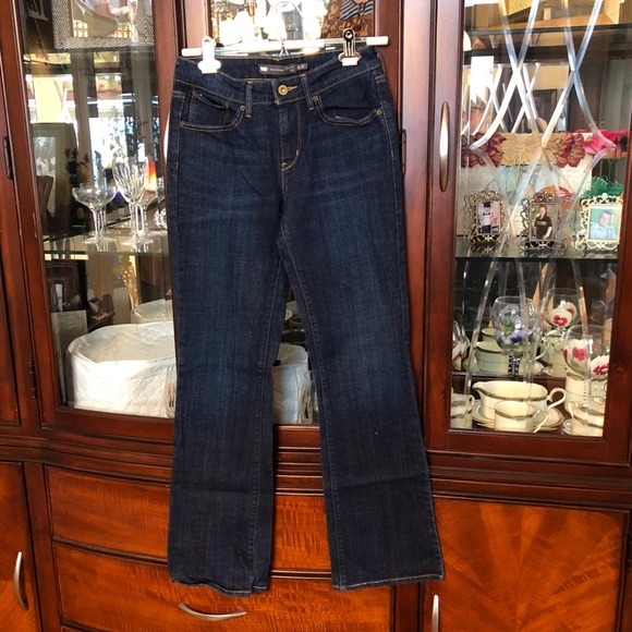 Levi’s Classic Rise Bootcut Jeans - Picture 1 of 4